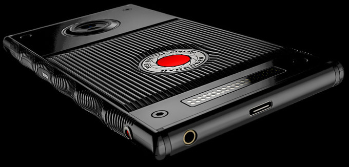 Можно увидеть голографический дисплей RED Hydrogen ввиду раскрытия партнерства с Leia Inc Можно увидеть голографический дисплей RED Hydrogen ввиду раскрытия партнерства с Leia Inc