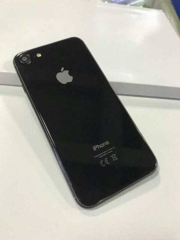 iPhone 7s, 7s Plus и iPhone X получат стеклянные задние панели iPhone 7s, 7s Plus и iPhone X получат стеклянные задние панели