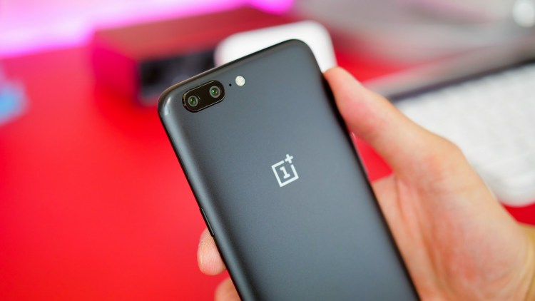 Цветовых вариантов OnePlus 5 станет больше Цветовых вариантов OnePlus 5 станет больше