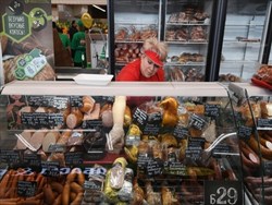 Россияне поголовно признались в необходимости экономить на еде