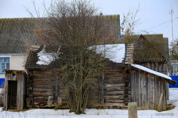 Пятьсот? Пятьсот рублей — это хорошо. Знаете, как мы бы на них жили! Пятьсот? Пятьсот рублей — это хорошо. Знаете, как мы бы на них жили!5
