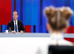 Пресс-конференция премьера: коротко и не о главном Пресс-конференция премьера: коротко и не о главном0