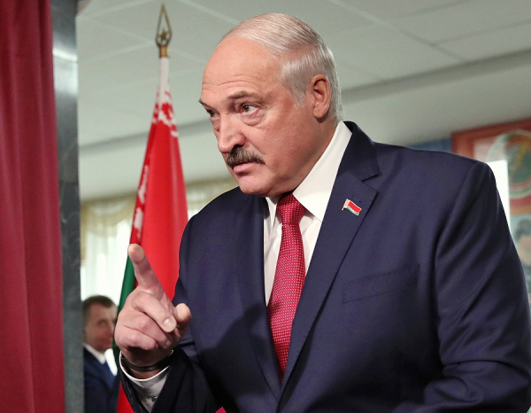 Лукашенко вновь обвиняет Россию Лукашенко вновь обвиняет Россию0