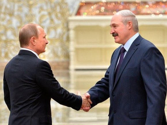 Поглощение Белоруссии: и хочется, и колется Поглощение Белоруссии: и хочется, и колется0