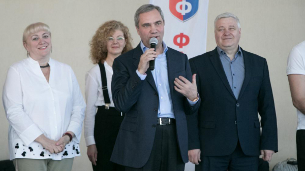 Что известно к этому часу об убийстве снайпером депутата Александра Петрова Что известно к этому часу об убийстве снайпером депутата Александра Петрова4