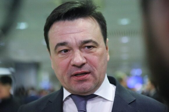 Власти Подмосковья не планируют проводить массовые новогодние мероприятия Власти Подмосковья не планируют проводить массовые новогодние мероприятия