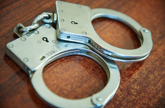 Суд в Москве арестовал подозреваемого в госизмене мужчину Суд в Москве арестовал подозреваемого в госизмене мужчину