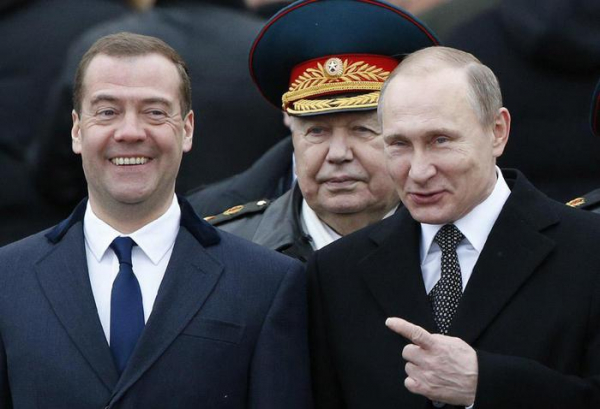 Разбор слов Путина про отсутствие пенсий у работающих пенсионеров в СССР Разбор слов Путина про отсутствие пенсий у работающих пенсионеров в СССР2