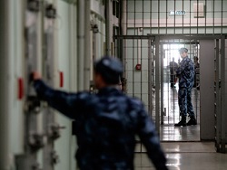Колонии начнут сообщать об освобождении заключенных с опасными болезнями Колонии начнут сообщать об освобождении заключенных с опасными болезнями