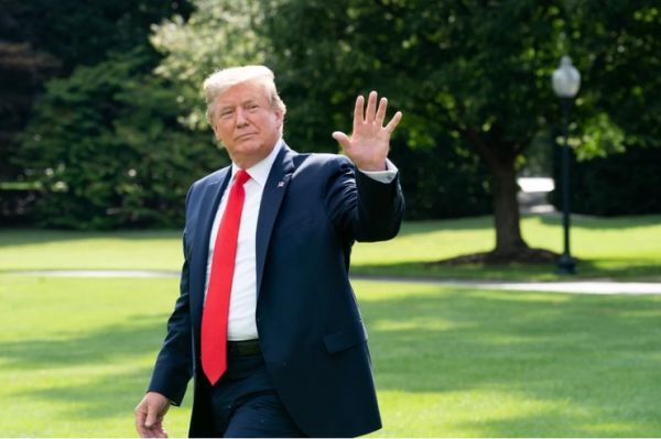 Трамп планирует в последний раз нанести удар Байдену Трамп планирует в последний раз нанести удар Байдену 0