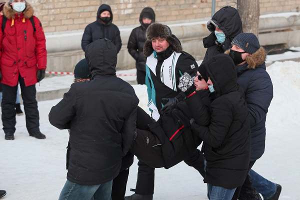 В Хабаровске на акции в поддержку Фургала задержали несколько человек В Хабаровске на акции в поддержку Фургала задержали несколько человек0