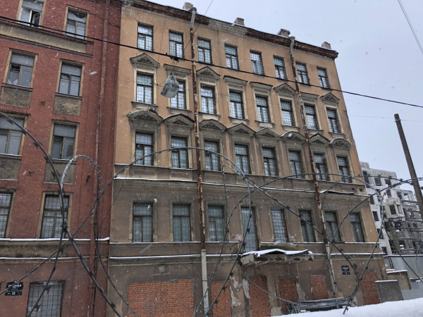 Дома на Тележной разрушатся через пять лет, если их не выкупит девелопер Дома на Тележной разрушатся через пять лет, если их не выкупит девелопер8