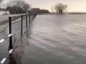 В Азовском районе в Дону экстремально поднялся уровень воды В Азовском районе в Дону экстремально поднялся уровень воды0