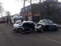 Авария на улице Черевичкина произошла с участием такси Авария на улице Черевичкина произошла с участием такси5