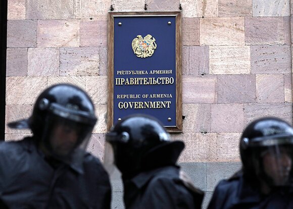 Минобороны Армении призывает не втягивать ВС в политические процессы Минобороны Армении призывает не втягивать ВС в политические процессы