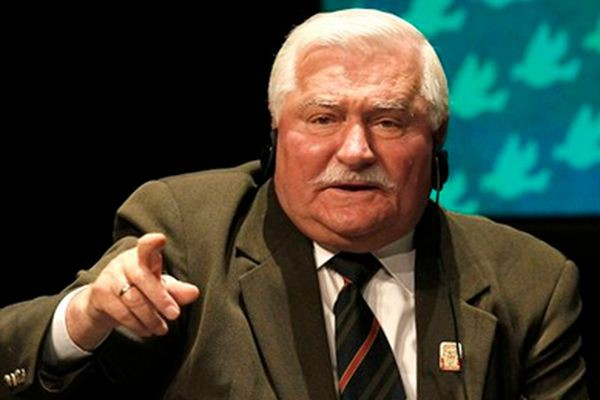 «Если лидер не хочет сам уйти, то мы должны делать все, чтобы помочь ему в этом» «Если лидер не хочет сам уйти, то мы должны делать все, чтобы помочь ему в этом»0