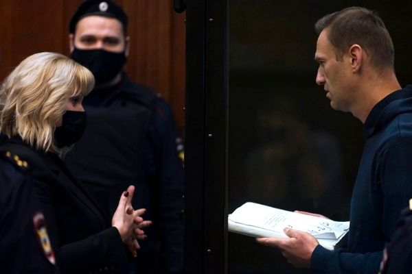 Это подтверждает факт, что Навального раскручивает сама власть Это подтверждает факт, что Навального раскручивает сама власть0