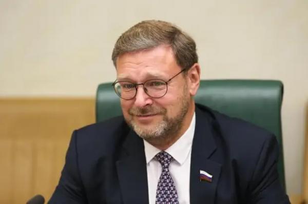 Сенатор отреагировал на обвинения главы МИД Великобритании в нарушении прав человека в России Сенатор отреагировал на обвинения главы МИД Великобритании в нарушении прав человека в России0