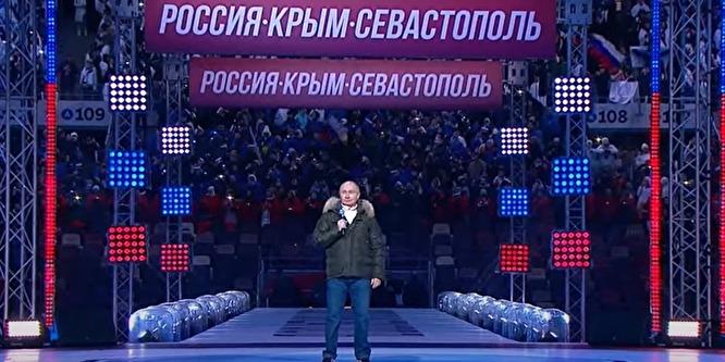 Массовые мероприятия проходят вопреки мерам против COVID Массовые мероприятия проходят вопреки мерам против COVID1