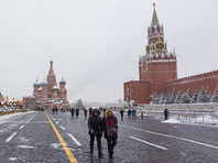 Голый мужчина проводил на Красной площади перформанс "Сон смешного человека". Менее чем через 0,5 минуты его задержали Стало известно местонахождение Ильи Качаева, который накануне устроил на Красной площади в Москве перформанс под названием "Сон смешного человека". Акциониста задержали и увезли на полицейском автомобиле