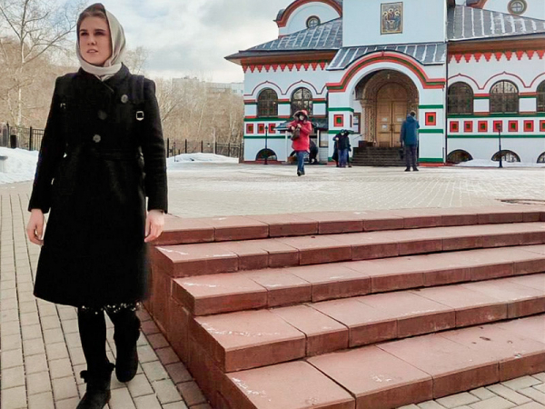 Любовь Соболь нарушила домашний арест, чтобы сходить в церковь Любовь Соболь