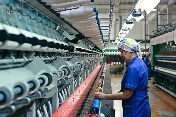 Промпроизводство в России ускорило падение в феврале до 3,7% Промпроизводство в России ускорило падение в феврале до 3,7%