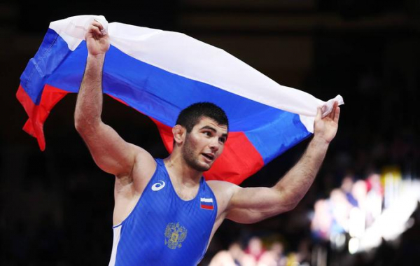 Сборная России победила в общекомандном зачете чемпионата Европы по борьбе Сборная России победила в общекомандном зачете чемпионата Европы по борьбе1