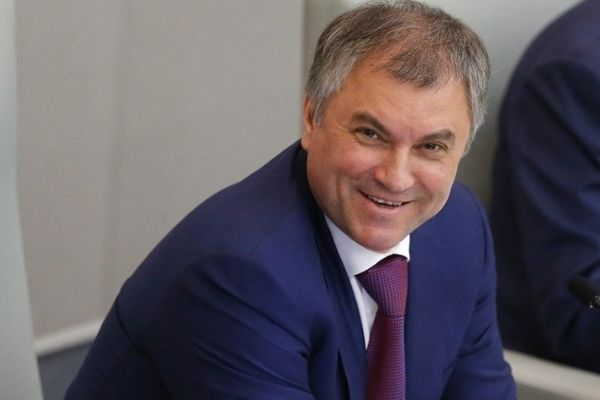 Средний доход депутатов Госдумы в 512 раз больше, чем средняя зарплата по РФ Средний доход депутатов Госдумы в 512 раз больше, чем средняя зарплата по РФ0
