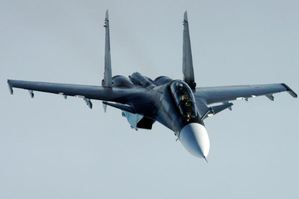 В Крыму два летчика катапультировались из стоящего на земле Су-30СМ В Крыму два летчика катапультировались из стоящего на земле Су-30СМ