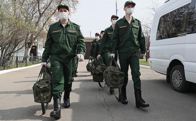 Студентом можешь ты и быть, но воевать пойти обязан Студентом можешь ты и быть, но воевать пойти обязан