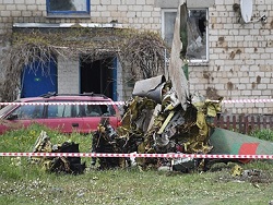 В Белоруссии более 20 человек задержали за оскорбление погибших пилотов В Белоруссии более 20 человек задержали за оскорбление погибших пилотов