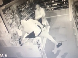 В Приморье задержали банду малолетних налетчиков. Видео В Приморье задержали банду малолетних налетчиков. Видео