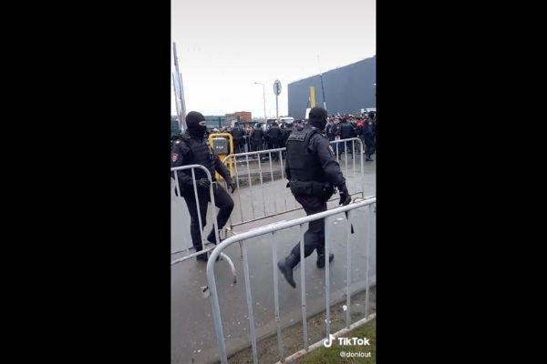 А потом говорят, что трудовые мигранты не едут в Россию А потом говорят, что трудовые мигранты не едут в Россию0