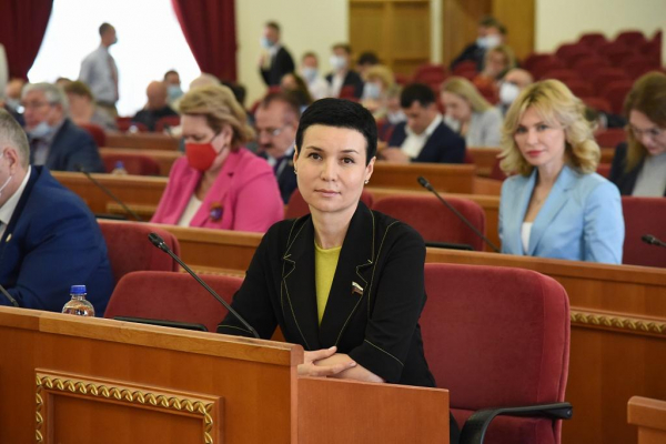 Донские парламентарии приняли постановление о послании президента Донские парламентарии приняли постановление о послании президента1