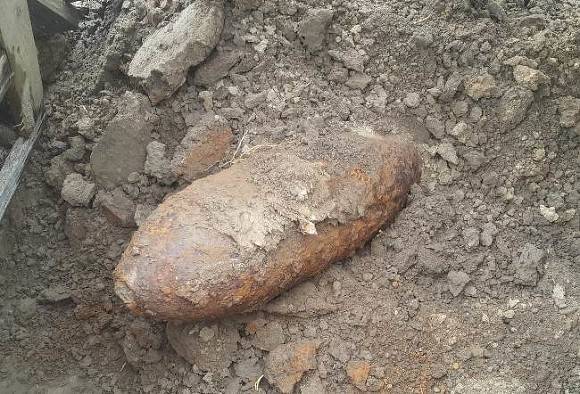 Под Волгоградом двоих поисковиков на раскопках убило взрывом снаряда времен ВОВ Под Волгоградом двоих поисковиков на раскопках убило взрывом снаряда времен ВОВ