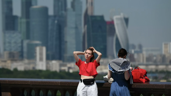 В Москве и Подмосковье объявили «оранжевый» уровень погодной опасности В Москве и Подмосковье объявили «оранжевый» уровень погодной опасности