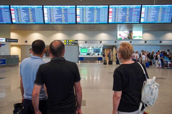 В ВОЗ рекомендовали не требовать подтверждение вакцинации для международных поездок В ВОЗ рекомендовали не требовать подтверждение вакцинации для международных поездок
