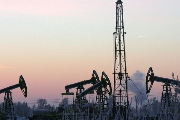 Российских запасов нефти хватит всего на 80 лет Российских запасов нефти хватит всего на 80 лет