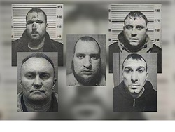 Сломали форточку, сбили замки и ушли. Все о побеге пятерых подсудимых из изолятора Сломали форточку, сбили замки и ушли. Все о побеге пятерых подсудимых из изолятора