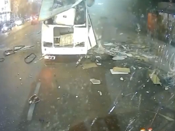 «Коммерсант»: На месте взрыва автобуса в Воронеже не нашли поражающих элементов «Коммерсант»: На месте взрыва автобуса в Воронеже не нашли поражающих элементов0