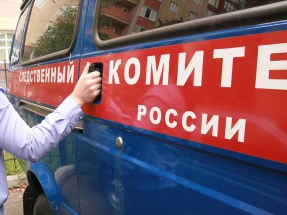 Мужчина вырезал у женщины сердце, отрезал ей голову и покончил с собой на западе Москвы Мужчина вырезал у женщины сердце, отрезал ей голову и покончил с собой на западе Москвы0