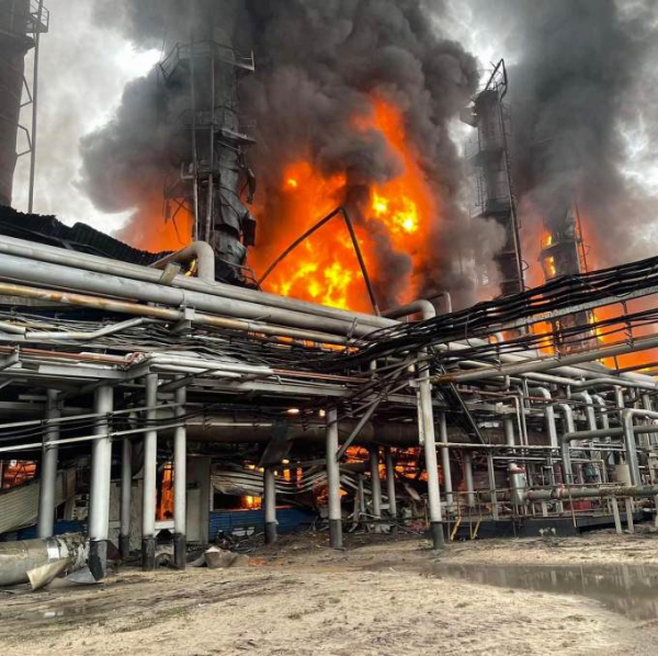 На Ямале горит завод «Газпрома» На Ямале горит завод «Газпрома»0