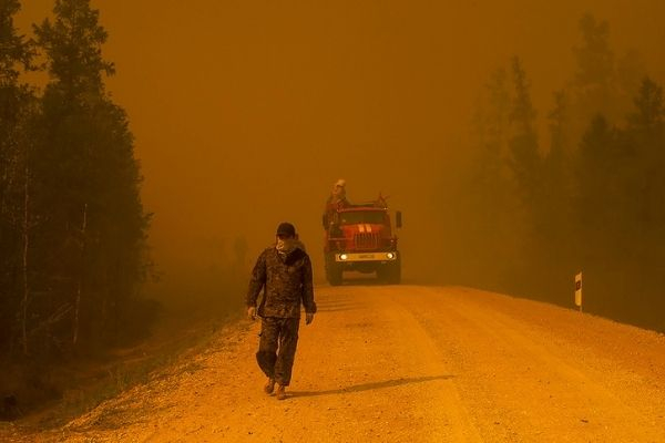 В ЕР заявили, что СМИ драматизируют ситуацию вокруг пожаров в Якутии В ЕР заявили, что СМИ драматизируют ситуацию вокруг пожаров в Якутии