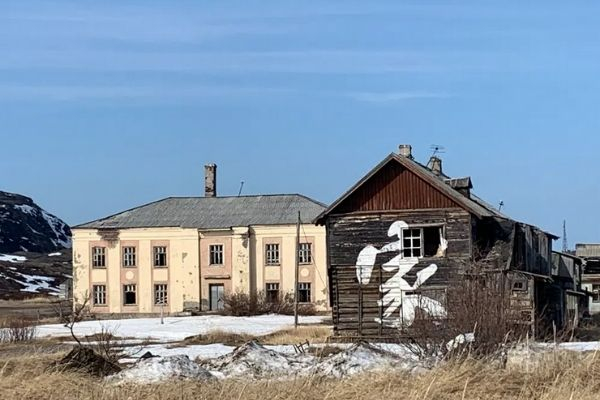 В Мурманской области долги больниц превысили 300 млн, приставы начали арестовывать счета В Мурманской области долги больниц превысили 300 млн, приставы начали арестовывать счета