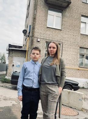 ЧП реновации: семье москвичей Дылевских подбросили красного петуха ЧП реновации: семье москвичей Дылевских подбросили красного петуха2