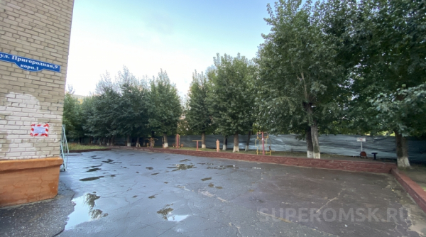 Золотов взял в работу омский долгострой между общежитиями ОмГУ и берегом Иртыша Новости недвижимости0