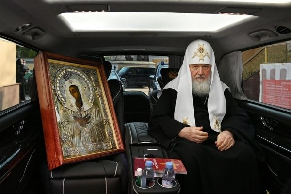 В РПЦ назвали нездоровым ажиотаж вокруг доходов священнослужителей В РПЦ назвали нездоровым ажиотаж вокруг доходов священнослужителей