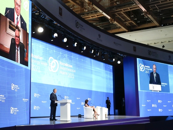 Путин: Оппозиция в России жива, а СМИ никто не трогает Путин: Оппозиция в России жива, а СМИ никто не трогает