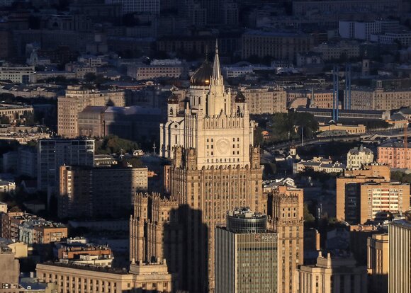 В МИД РФ предложили договориться о мерах по деэскалации с НАТО В МИД РФ предложили договориться о мерах по деэскалации с НАТО