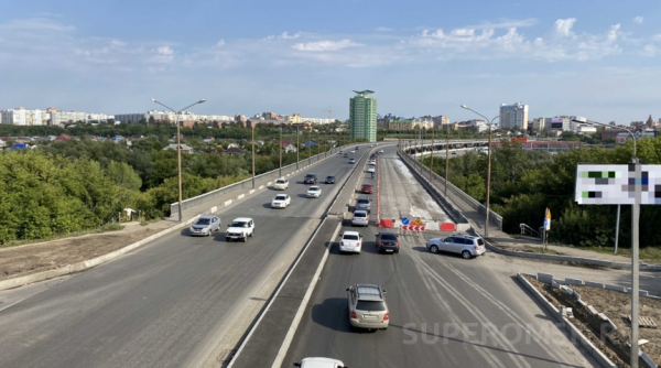 Фрунзенский мост в Омске отремонтировали по странной технологии на 70 % Общество0